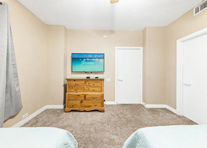 Colony E10b Apartment